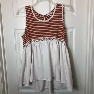 Umgee Sleeveless High Low Lace Tunic   Size M